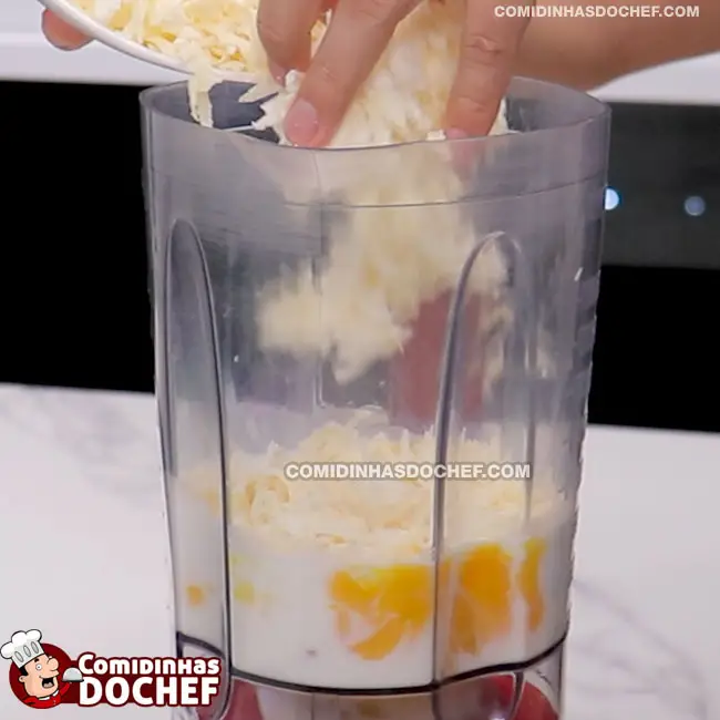 Bolo de Mandioca de Liquidificador - Passo 1