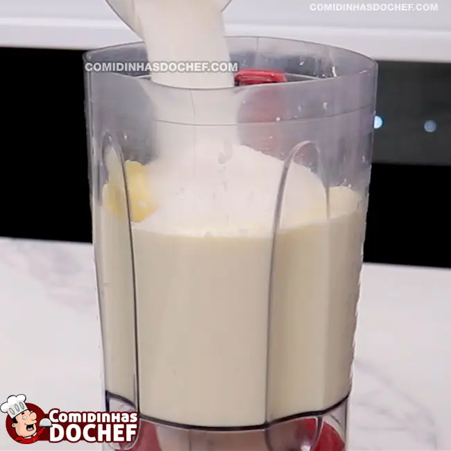 Bolo de Mandioca de Liquidificador - Passo 3