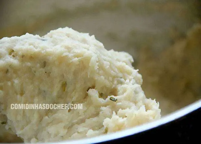 Massa de Mandioca para Coxinha - Passo 6