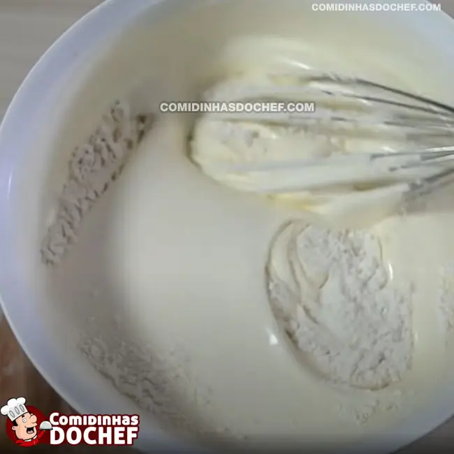 Receita de Pão de Ló Tradicional - Passo 5