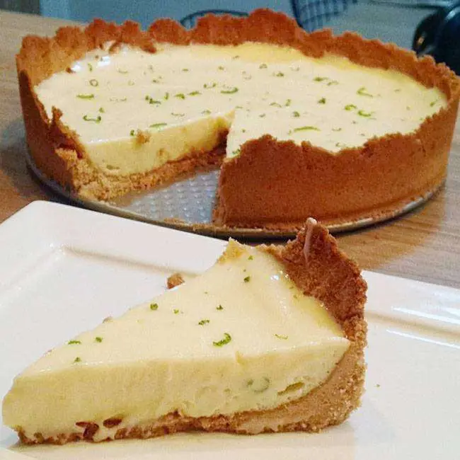 Torta de Limão com Massa de Biscoito