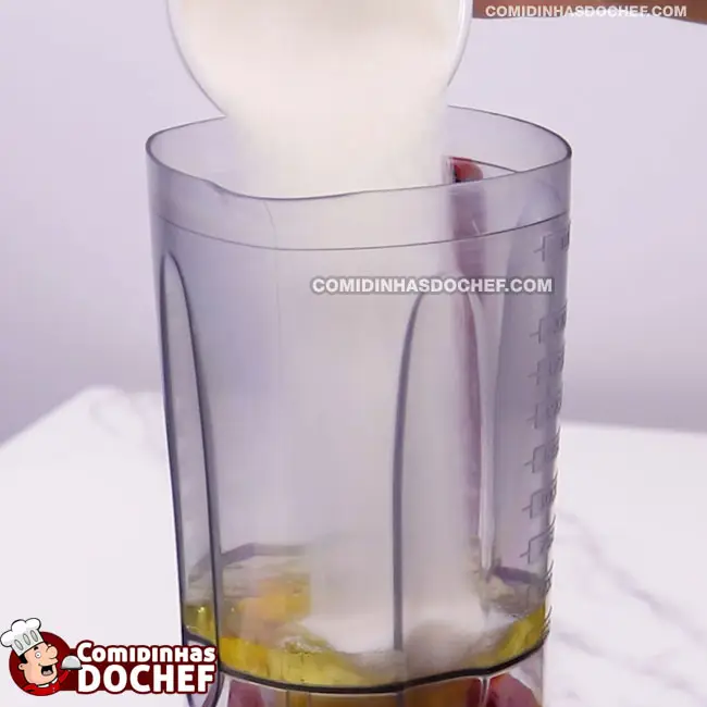 Bolo Simples de Liquidificador - Passo 1