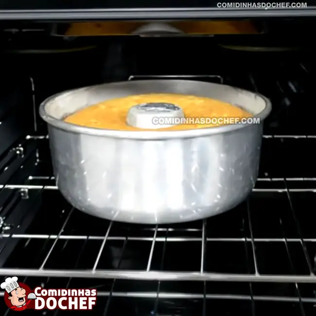 Bolo Simples de Liquidificador - Passo 7
