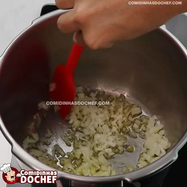 Carne de Panela com Batata e Cenoura - Passo 1