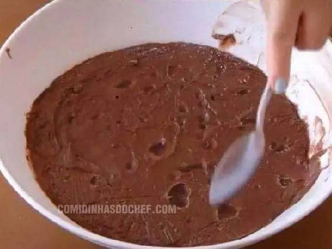 Ganache de Chocolate para Cobertura - Passo 6