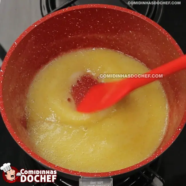 Molho Branco com Creme de Leite - Passo 2