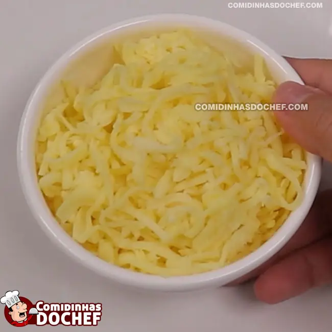 Molho de Queijo para Massa - Passo 1
