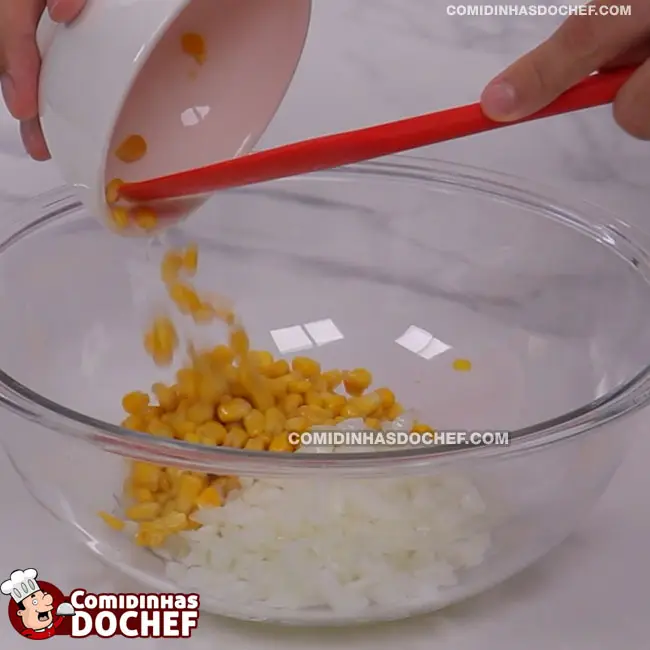 Torta de Sardinha de Liquidificador - Passo 1