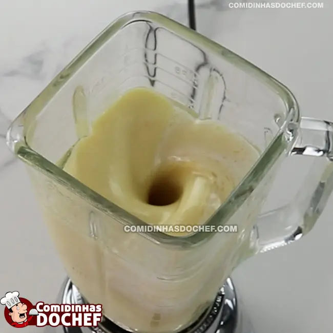 Bolo de Coco de Liquidificador - Passo 2