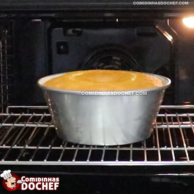 Bolo de Iogurte de Liquidificador - Passo 7