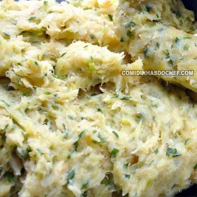 Bolinho de Bacalhau Tradicional - Passo 3