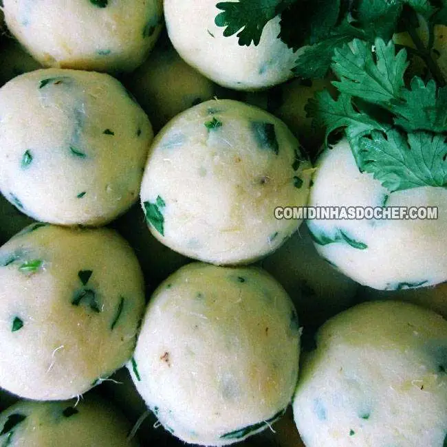 Bolinho de Bacalhau Tradicional - Passo 5