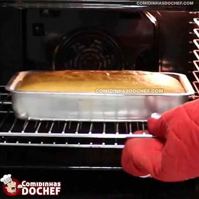 Bolo de Cenoura Fofinho de Liquidificador - Passo 7