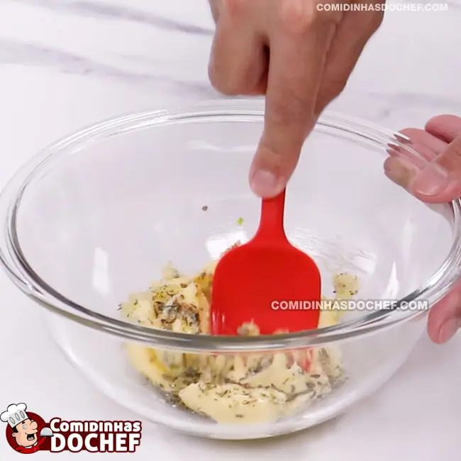 Creme Para Pão de Alho - Passo 2