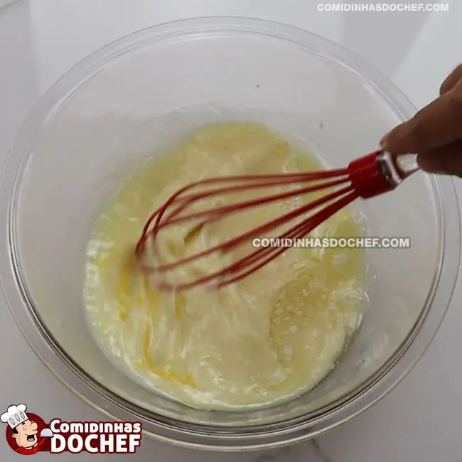 Bolo de Chocolate Fofo - Passo 2