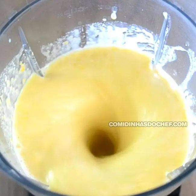 Bolo de Milharina de Liquidificador - Passo 2