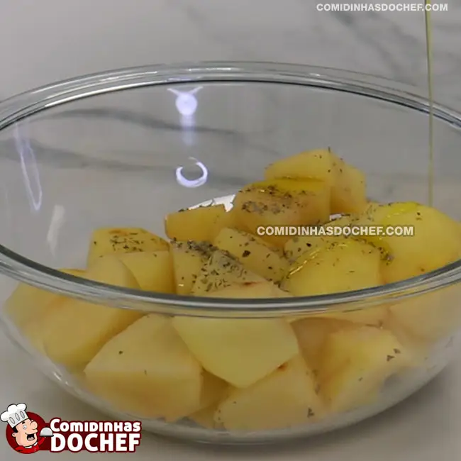 Coxa de Frango Assada com Batata - Passo 3