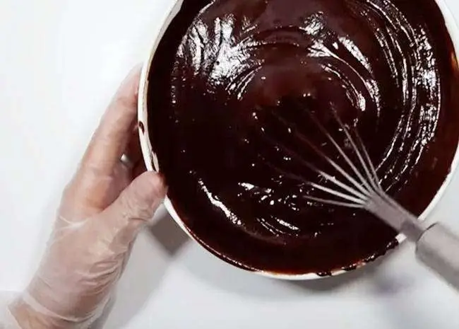Ganache de Chocolate ao Leite - Passo 3