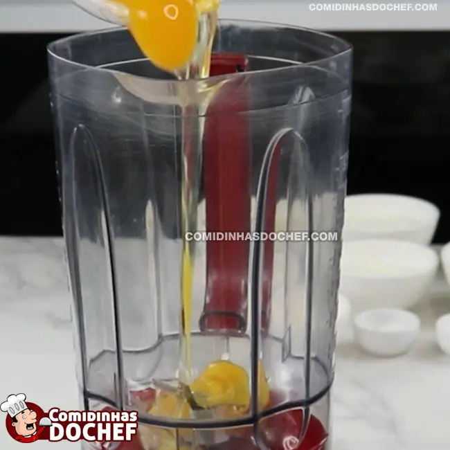 Massa de Panqueca com Creme de Leite - Passo 1