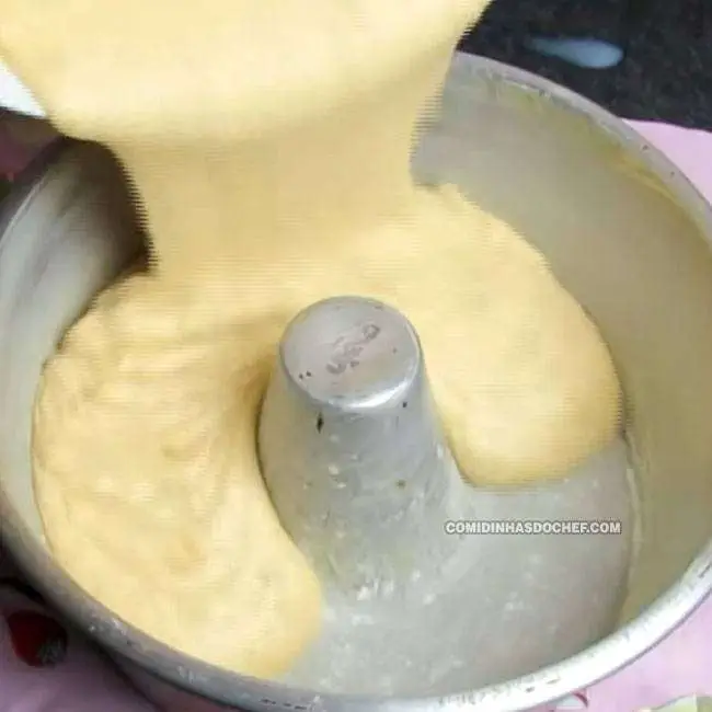 Bolo de Banana Simples - Passo 7