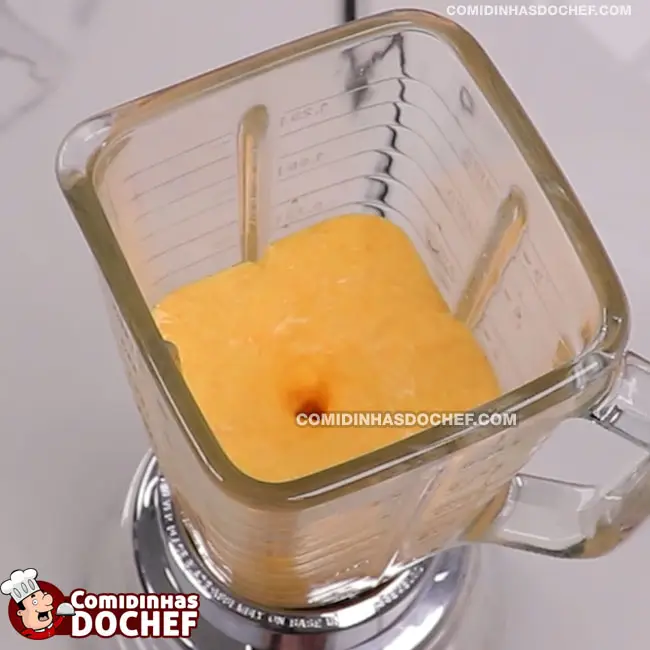 Bolo de Cenoura Super Fofo - Passo 3