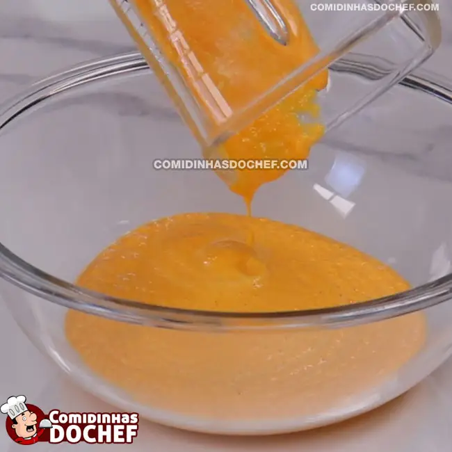 Bolo de Cenoura Super Fofo - Passo 4