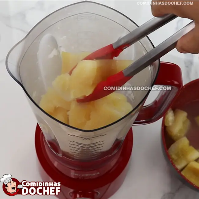 Caldo de Aipim com Calabresa e Bacon - Passo 7