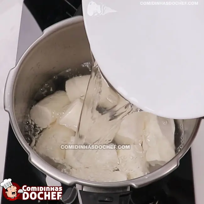 Escondidinho de Carne Seca - Passo 3
