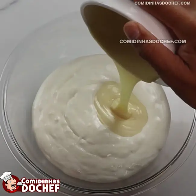 Pavê de Bolacha Maizena de Limão - Passo 1