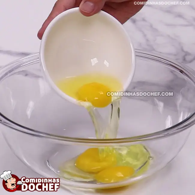 Rosquinha Frita de Leite Condensado - Passo 1
