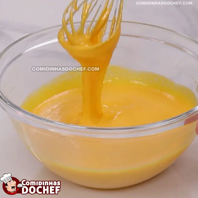 Bolo de Cenoura que Não Embatuma - Passo 4