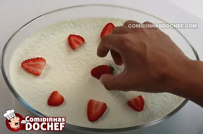 Mousse de Leite em Pó Simples - Passo 6