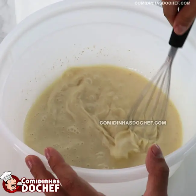 Pão Caseiro com Água - Passo 1