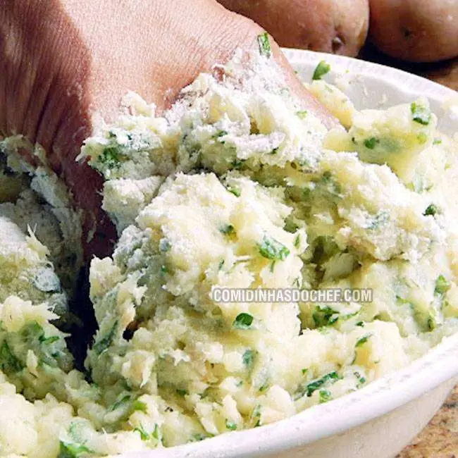 Bolinho de Bacalhau com Batata - Passo 3