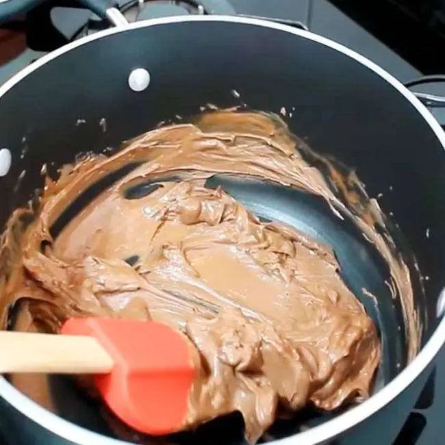 Brigadeiro Gourmet de Chocolate - Passo 2