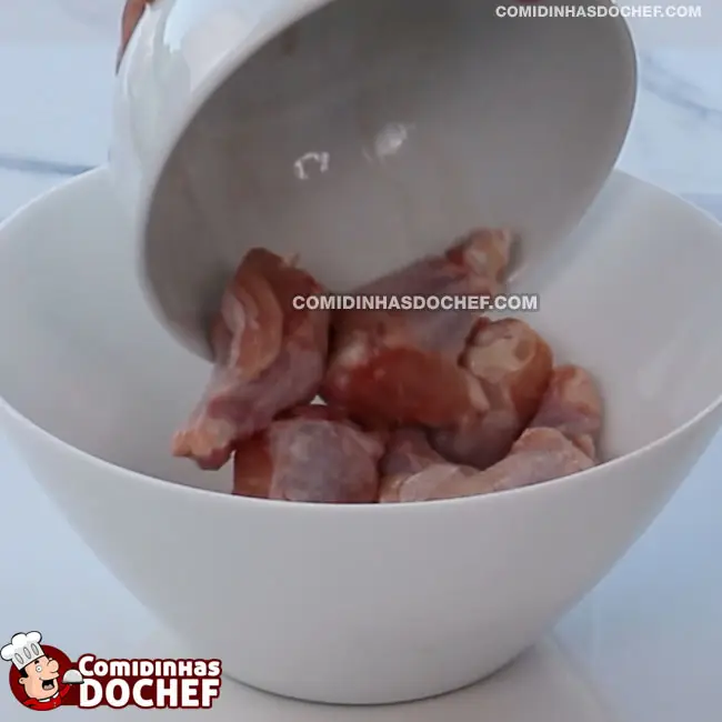 Frango a Passarinho Frito - Passo 1
