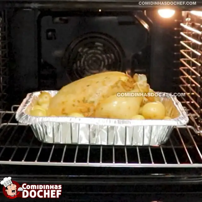 Frango Recheado com Farofa - Passo 19