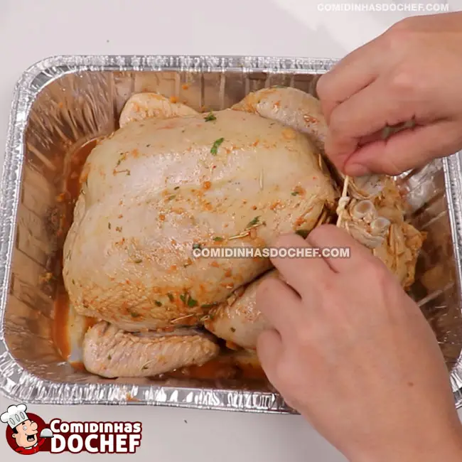 Frango Recheado com Farofa - Passo 14