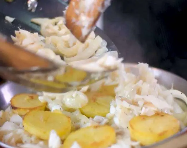 Bacalhau com Batata - Passo 16