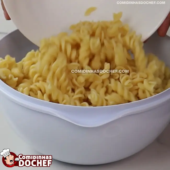 Salada de Macarrão Simples - Passo 6