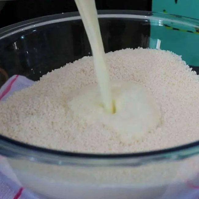 Bolo de Tapioca Gelado - Passo 1