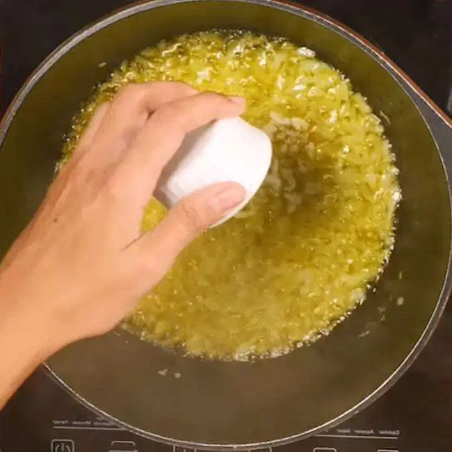 Cuscuz Temperado Simples - Passo 1
