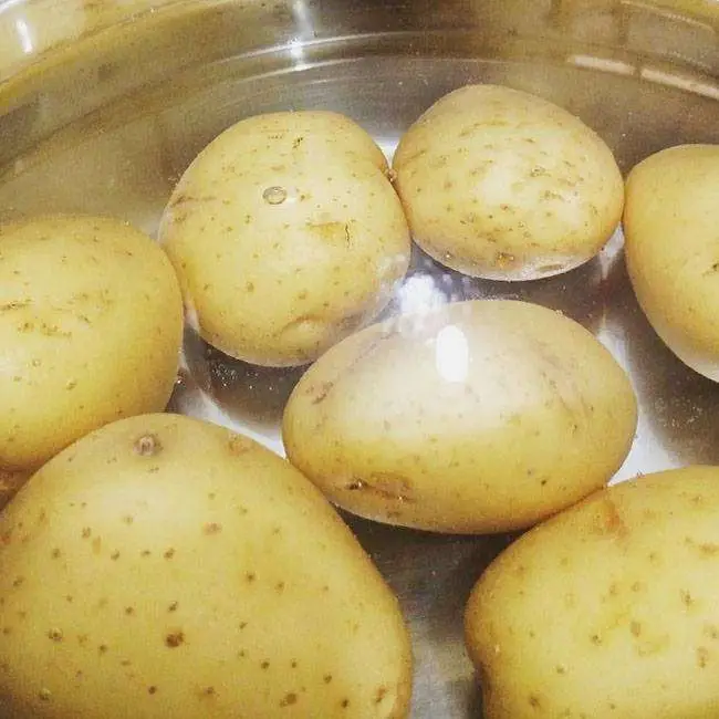 Purê de Batata Simples - Passo 1