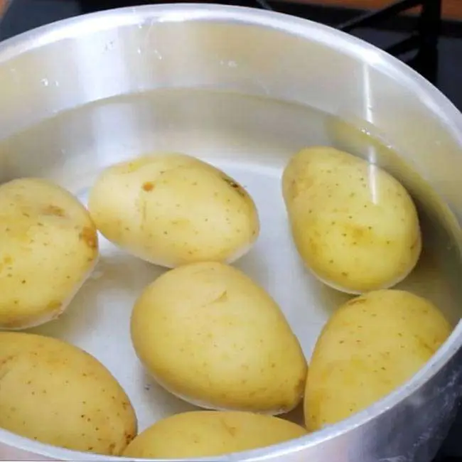 Purê de Batata com Leite em Pó - Passo 1
