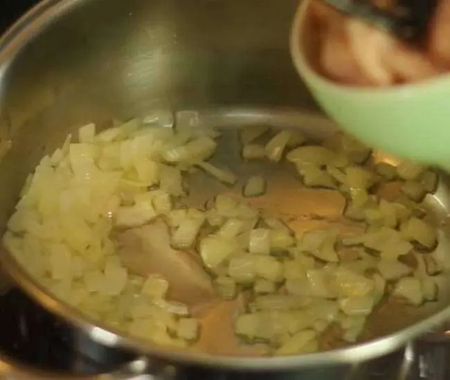 Risoto Cremoso com Frango - Passo 1