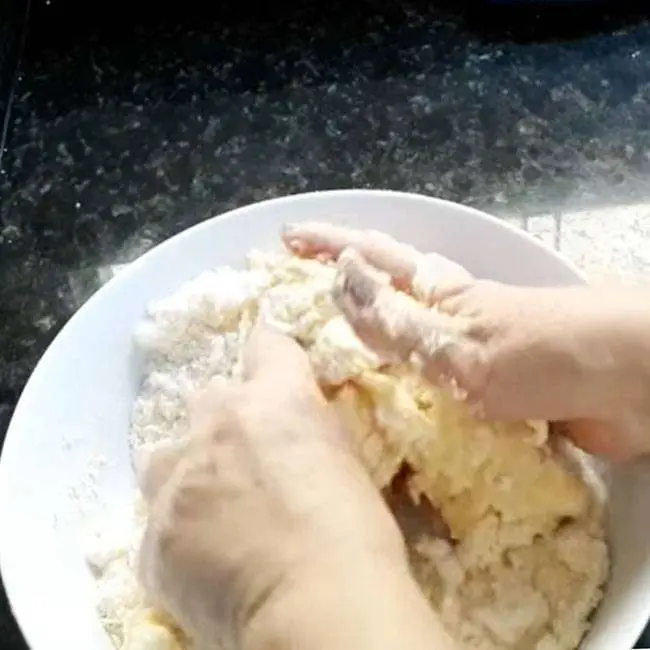 Biscoito de Queijo Frito - Passo 10