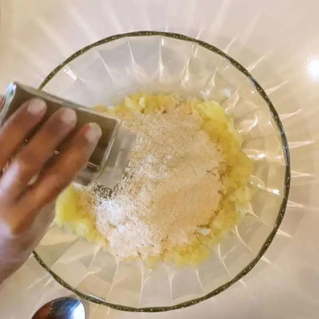 Bolinho de Batata Recheado - Passo 2