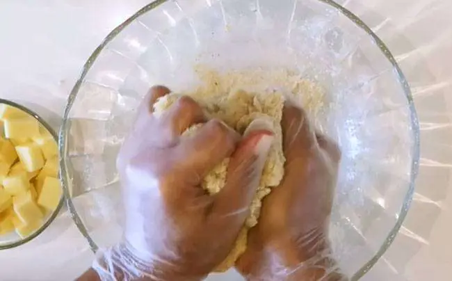 Bolinho de Batata Recheado - Passo 3