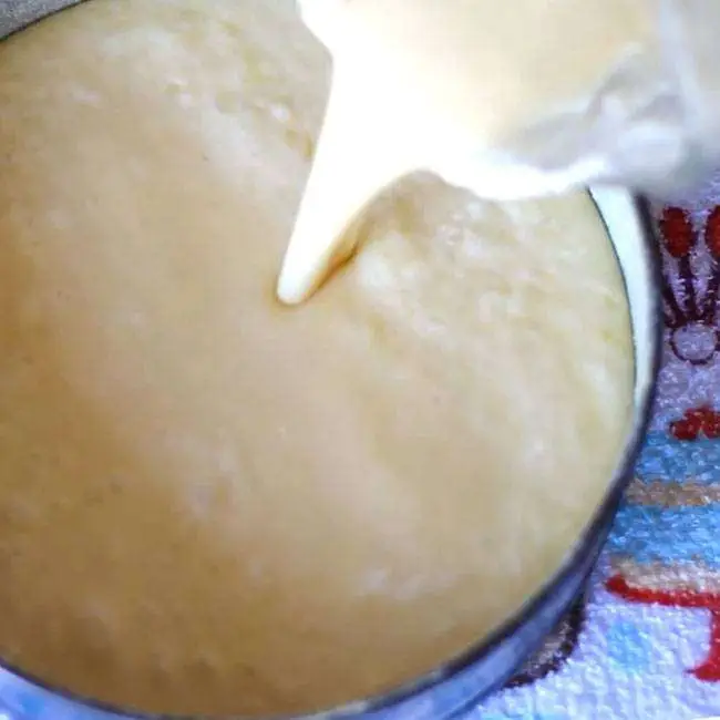 Bolo de Fubá com Queijo Ralado - Passo 5