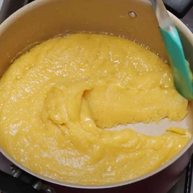 Bolo de Fubá Cozido - Passo 3